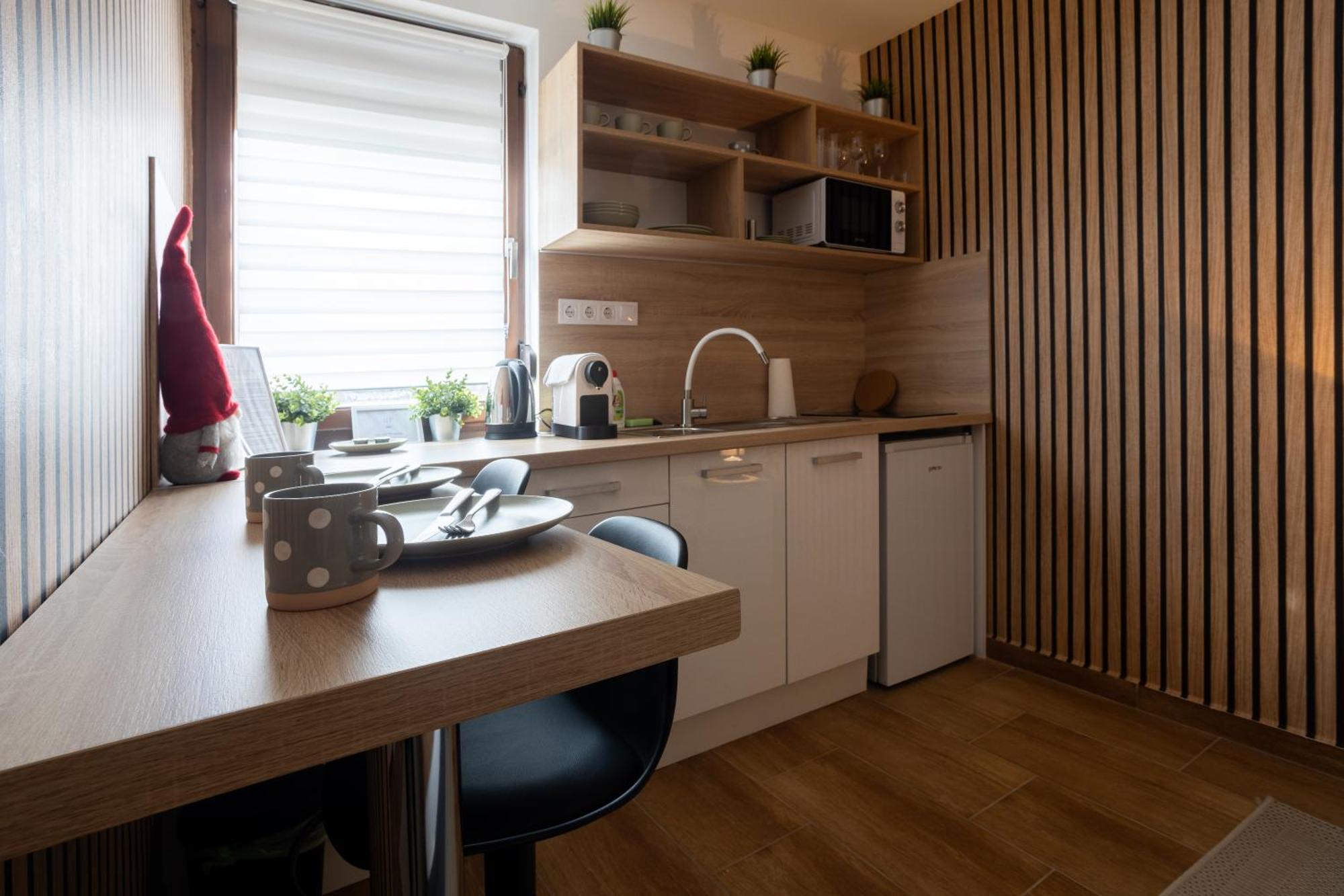 Rp Apartmanhaz Demjén Eksteriør bilde